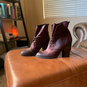 ⭐️Steve Madden boots 9
